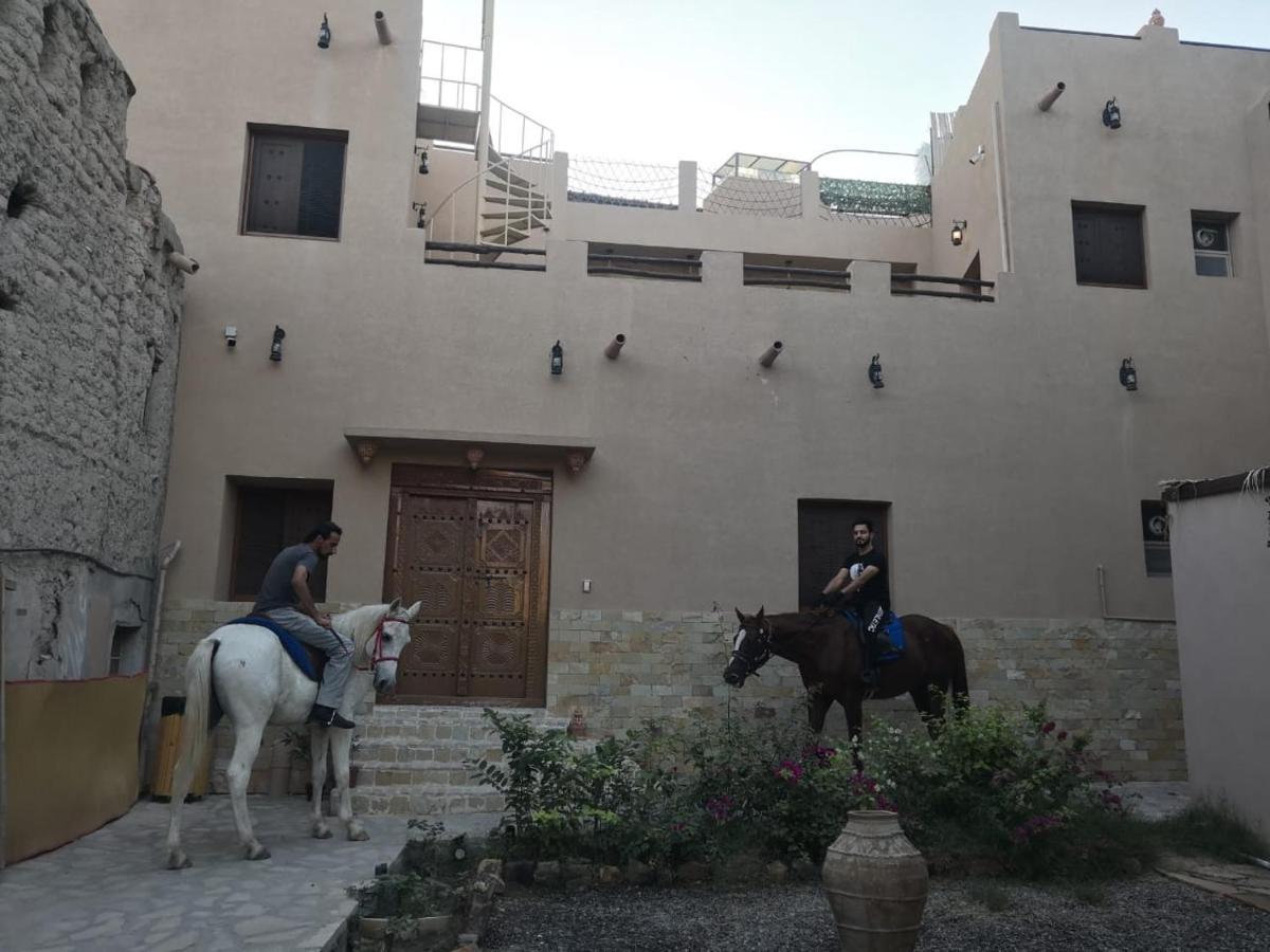 Omani House Inn نزل البيت العماني Nizwa Buitenkant foto